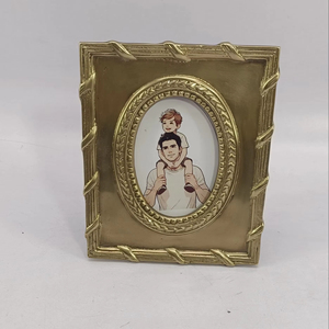 Square Shape Metal Brass antique Finished Photo <b>Frame</b> <b>Wall</b> Decorative New <b>Design</b> Photo <b>Frame</b> for Home Bed Room Decor - Product Image 3