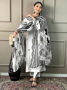 Ensemble Dupaata en viscose et teby uni, broderie chanderi en viscose blanche pour femme, tendance du moment, à prix abordable - Product Image 4