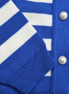 Pull cardigan en acrylique d'hiver Zeta Phi Beta pour femme, bleu, tricoté, style universitaire, broderie chenille, sur mesure OEM XLISE - Product Image 5