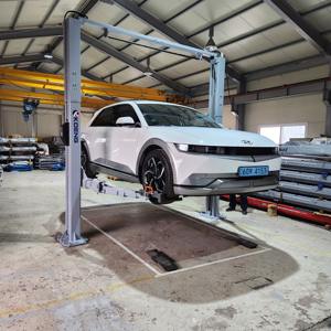 ลิฟท์ยกรถแบบสองเสาไฮดรอลิก KOENG KLT-5E รับน้ำหนัก 5 ตัน ความสูงยก 76.4 นิ้ว - Product Image 3