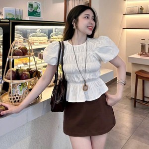 OEM Korean Style Solid <b>White</b> <b>Puff</b> <b>Sleeve</b> <b>Top</b> Brown Woven Fabric Above Knee Mini Skirt 2-Piece Set for Women Casual Summer Wear - Product Image 5