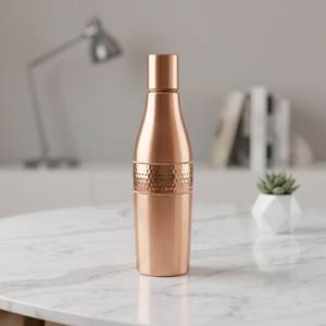 Elegante botella de cobre hecha a mano para beber agua, regalo inspirado en el bienestar tradicional y solución de hidratación diaria. - Product Image 5