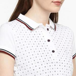 Fournisseur de polos sublimés pour femmes, broderie de logo sur polos pour femmes, usine de polos en coton doux pour femmes, vêtements de sport respirants pour femmes - Product Image 6