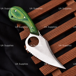 Cuchillo de caza personalizado con hoja de acero inoxidable, borde dentado, mango de madera verde, 8 pulgadas, funda de cuero negro para exteriores - Product Image 3