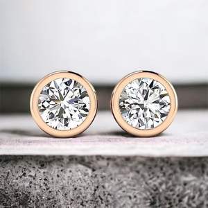 Aretes Elegantes con Diamantes Cultivados en Laboratorio, Oro de 18K, Certificación IGI, Joyería Minimalista con Diamantes para Uso Diario, para Mujer - Product Image 4