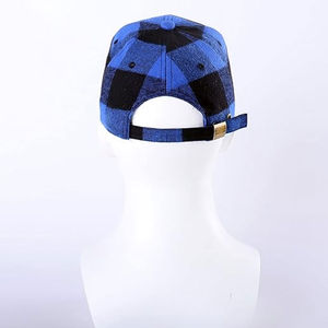 Gorra de Béisbol Clásica Personalizada al por Mayor, Color Negro con Paneles Forrados, Gorras Deportivas Bordadas - Product Image 2