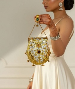 Handmade Gold-Plated <b>Silver</b> Brass Customized Clutch <b>Bag</b> Ladies Craftstages International Wedding <b>Evening</b> Party Chain Strap - Product Image 3