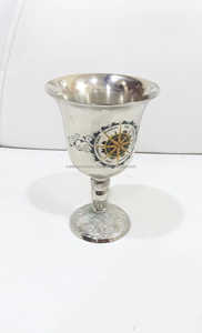 Coupe de Kiddouche moderne en aluminium plaqué argent antique Calice en laiton avec imprimé ange argenté Design européen pour la décoration intérieure - Product Image 3