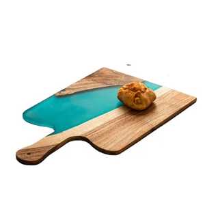 Tabla de Cortar de Madera Premium con Detalles de Resina para Cocina y Servicio de Alimentos - Product Image 1