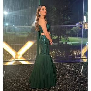 Lehenga Choli de style élégant LG vert taille unique pour les occasions de fête, fabriqué en polyester - Product Image 4