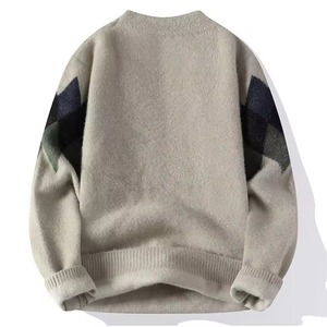 Pull pour homme, classique, manches longues, tricot chaud, élégant, vêtements décontractés pour tous les jours, usine de vêtements certifiée LEED - Product Image 4