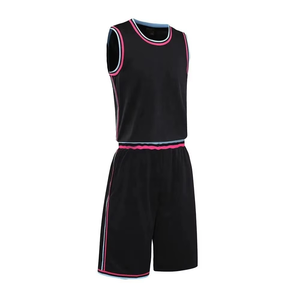 Ensemble d'uniformes de basketball personnalisés noir, rose et bleu clair – Maillot et short en sublimation, maille respirante, séchage rapide, tenue d'équipe, kit sportif OEM - Product Image 1