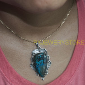 Pendentif en Azurite Chrysocolle Naturelle, Argent Sterling 925, Fait Main, Forme Bouclier Vintage, Bijou Bohème Tendance, Cadeau pour Femme et Homme - Product Image 2