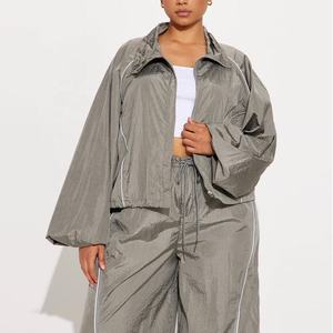 Chándal de Invierno para Mujer, Talla Grande, Diseño Personalizado, Alta Calidad, Ligero, Nailon, Hecho a Medida en Pakistán - Product Image 5