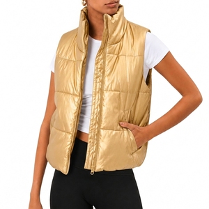 Gilet matelassé respirant personnalisé haut de gamme pour femme, fabrication OEM/ODM, marque privée, vêtement d'extérieur d'hiver, rembourrage 100 % polyester, usine de fabrication - Product Image 3