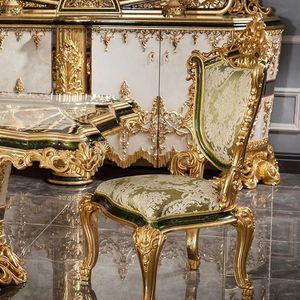 Regalia The Plaza, Juego de Comedor de Lujo en Madera de Teca Tallada a Mano en Blanco y Dorado, Colección de Muebles para Hotel, Villa o Palacio Europeo - Product Image 5