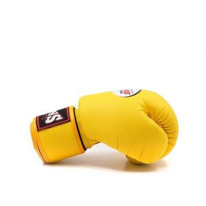 Guantes de Boxeo MMA Twins Rosa con Cierre de Velcro, Cuero Genuino de Vaca, Logotipo Personalizado, Profesionales para Sparring y Kickboxing - Product Image 6