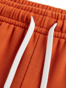 กางเกงวิ่งผู้ชาย แห้งเร็ว กันน้ำ ระบายอากาศได้ดี ผลิตจากโพลีเอสเตอร์ 100% มีกระเป๋าซิปใส่โทรศัพท์ด้านหลัง เหมาะสำหรับออกกำลังกาย ฟิตเนส และการฝึกซ้อม - Product Image 5