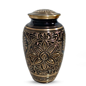 Urne funéraire artisanale élégante en laiton, durable, ovale, de style bohème, avec couvercle sécurisé, pour la retraite et les vœux de rétablissement - Product Image 2
