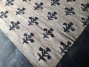 Tapis Kilim en jute et coton à tissage plat Tapis artisanal fait à la main avec des motifs tribaux traditionnels d'Inde - Product Image 3