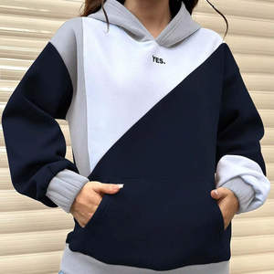 เสื้อฮู้ดผู้หญิงสีกรมท่าแบบคัลเลอร์บล็อก ทรงหลวมสบาย ผลิตจากผ้าคอตตอนผสม มีกระเป๋าหน้า - Product Image 6