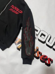 เสื้อฮู้ดดี้ปักลายแบบกำหนดเอง หนักแน่น ทนทาน ผ้าฝ้าย 100% ประดับด้วยคริสตัล ซิปแบบ Tech Fleece สองชั้น สำหรับผู้ชาย - Product Image 4