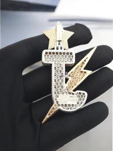Pendentif lettre J en argent plaqué or rose avec design étoile et éclair, effet glacé |   Pendentif breloque Moissanite Hip Hop pour soirée - Product Image 2