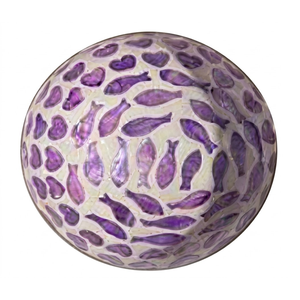 Bols en coquille de noix de coco gravés à la main, design naturel et écologique, parfaits pour un style de vie moderne et durable - Product Image 1