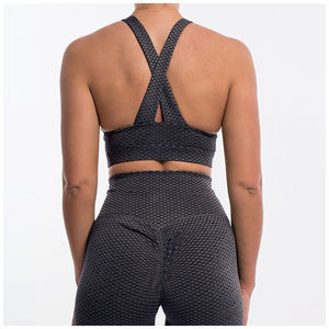 Ensemble de yoga 2 pièces pour femme : Crop top dos nageur à col en V profond et leggings taille haute, en nylon respirant uni, sans couture, pour le sport et la gym - Product Image 3