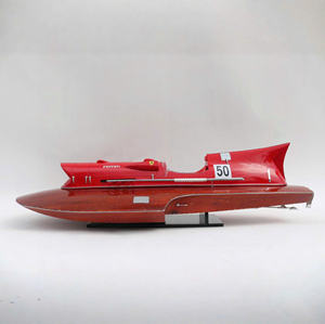Modèle de bateau rapide italien en bois fait main FER.RA.RI HYDROPLANE avec finition polie et peinte, grande taille - Product Image 3
