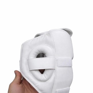 Compre Nuestro Casco Blanco con Rejilla Facial Extraíble - Product Image 6