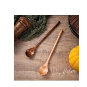 Cuchara de madera tallada a mano con diseño de hoja, cuchara para servir, cuchara tradicional de mango largo, Vietnam, gran venta, cuchara de madera barata - Product Image 1