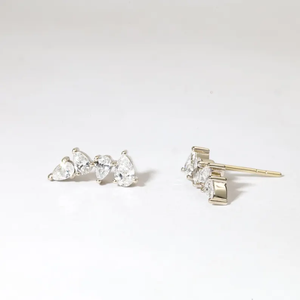 ต่างหูเพชรทรงหยดน้ำรูปทรงลูกแพร์ ทองคำขาว ดีไซน์แบบคลัสเตอร์ - Product Image 2