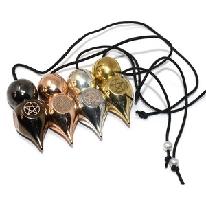 Vente en gros de pendules pentagramme étoile en pierres précieuses Pendule de chakra gravé à sept chakras Style chakra sur le thème du reiki - Product Image 1