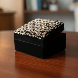 Boîte de rangement pour bijoux en perles de rocaille faites à la main, boîte à bijoux décorative haut de gamme pour perles de rocaille, boîte cadeau pour bijoux, artisanat artistique fantaisie - Product Image 3