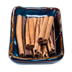 Bâtonnets d'épices de piment de la Jamaïque de la nouvelle saison, qualité supérieure, 100 % naturelles, entières, à l'arôme riche, pour les acheteurs et les commerçants internationaux en gros - Product Image 2