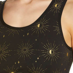 Sujetador deportivo de yoga y porristas para mujer, personalizado, de soporte alto frontal, transpirable, de secado rápido, con tirantes ajustables y cuello en U - Product Image 5