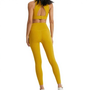 Conjunto de Yoga de Dos Piezas Amarillo, Leggings de Cintura Alta, Top Corto sin Costuras con Espalda Cruzada, Color Sólido, Ropa Deportiva para Mujer - Product Image 2