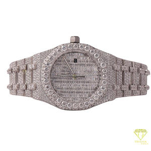 Montre-bracelet de luxe pour homme, forme ronde, entièrement sertie de pierres, en argent sterling 925 avec pierres VVS cultivées en laboratoire - Product Image 4