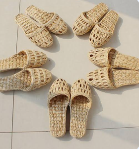 Sandales/Chaussons Tendance en Jacinthe d'Eau Tressée à la Main, Qualité Supérieure, Naturelles, Imperméables et Antidérapantes - Product Image 3