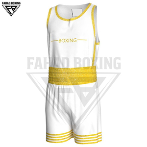 Conjunto de entrenamiento de boxeo transpirable que absorbe la humedad, camiseta sin mangas ligera para hombre y pantalones cortos de boxeo flexibles con aberturas laterales - Product Image 3