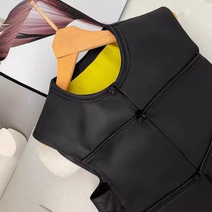 เสื้อกั๊กผ้าใบกันน้ำหนังแท้สำหรับผู้หญิงฤดูหนาว แขนกุด ใส่ทำงาน เสื้อคลุมคุณภาพสูง - Product Image 4