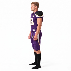 Elegante uniforme de fútbol americano que ofrece comodidad ligera, construcción duradera y máxima libertad para cada movimiento. - Product Image 3