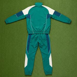 เสื้อแจ็คเก็ตกันลม สตรีทแวร์ มีฮู้ด สีพื้น อุ่น กันลม บาง ซิปแบบเซ็ต - Product Image 5