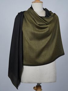 Elegante Estola Reversible de Lana Fina de Cachemira para Mujer, Suave y Ligera, de Doble Cara, Diseño de Autor, Chal de Lujo Premium - Product Image 2