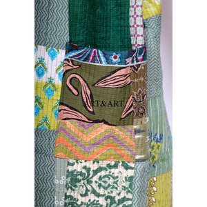 Nuevo Kimono Vintage de Seda con Parches Kantha, Bata Reciclada con Cinturón, Ropa de Dormir para Mujer - Product Image 2