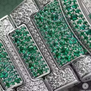 Montre de luxe Charm Jewells en acier inoxydable, cadran de 40 mm, mouvement mécanique analogique, design vert émeraude, montre de mode pour homme - Product Image 5