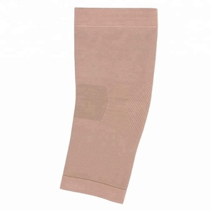 Manchon de compression graduée pour coude 20-30 mmHg, idéal pour la récupération et le soulagement des douleurs au bras – Commandez maintenant ! - Product Image 2