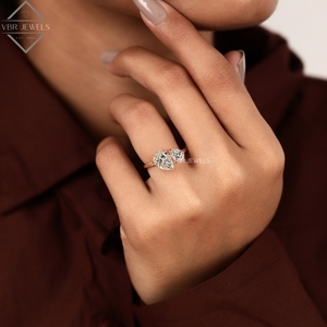 Anillo Doble de Diamantes Ovalados en Forma de Pera, Oro Amarillo, Dos Piedras, Diseño Moderno, Regalo de Joyería de Compromiso para Mujer - Product Image 6