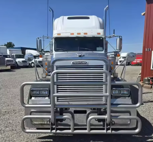 Prix Abordable 2008-2010 Pour Freightliner FLD132 Classic XL RHD/LHD Camion Semi-Remorque Utilisé avec Cabine Lit Livraison Mondiale - Product Image 4